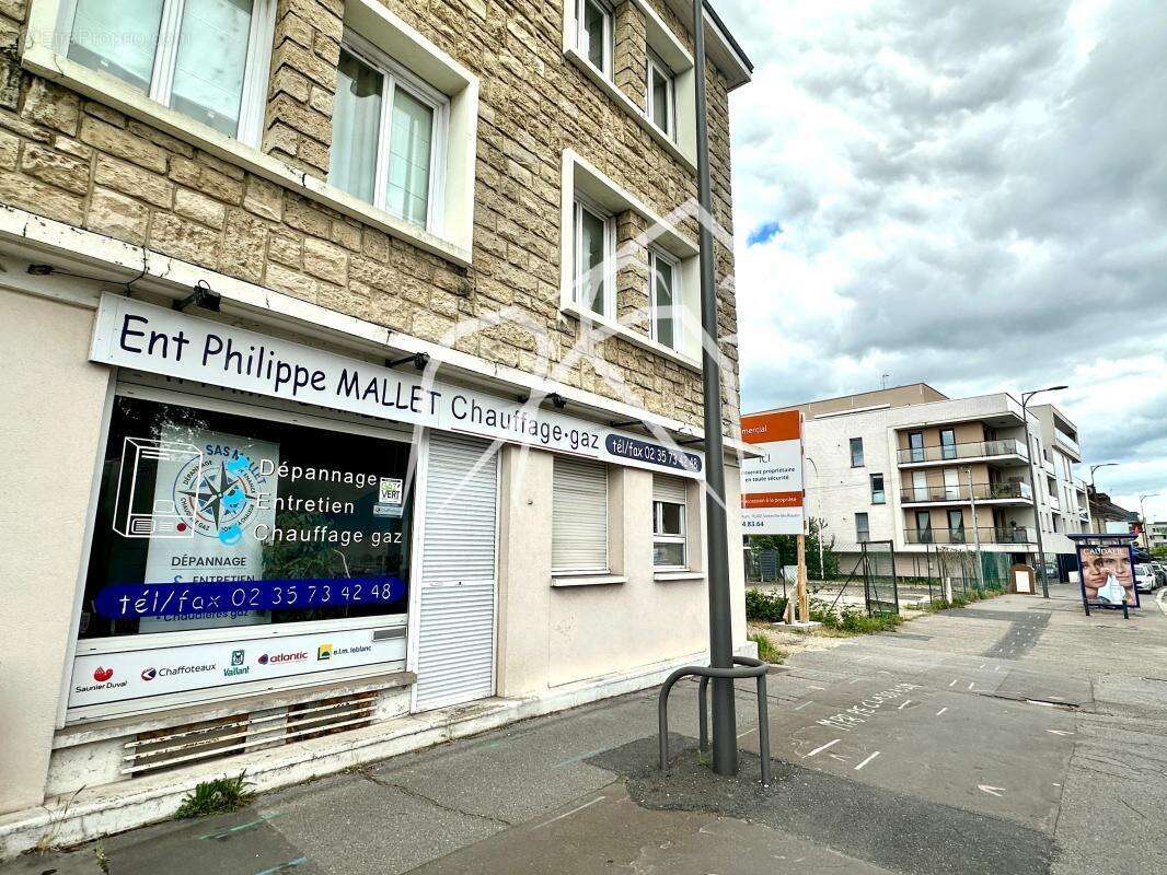 Commerce à SOTTEVILLE-LES-ROUEN