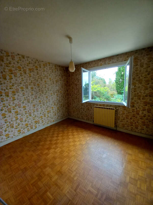Villa T4 sur sous sol  total semi enterré - photo 8