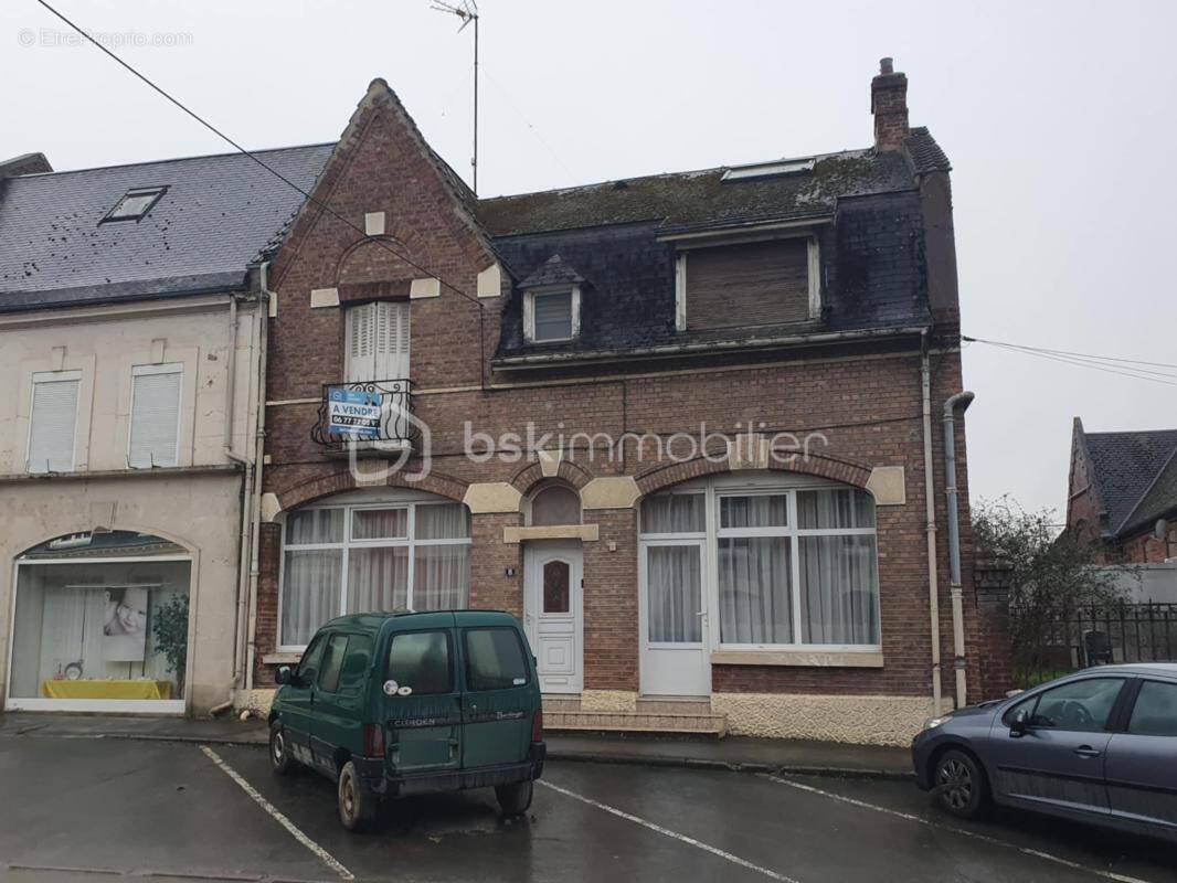 Maison à ORIGNY-SAINTE-BENOITE