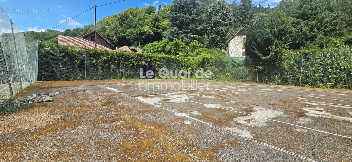Terrain à SAINT-MARTIN-D&#039;URIAGE