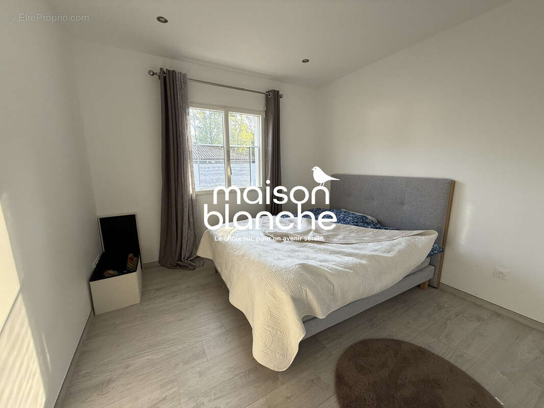 Maison à SAINT-DENIS-DE-PILE