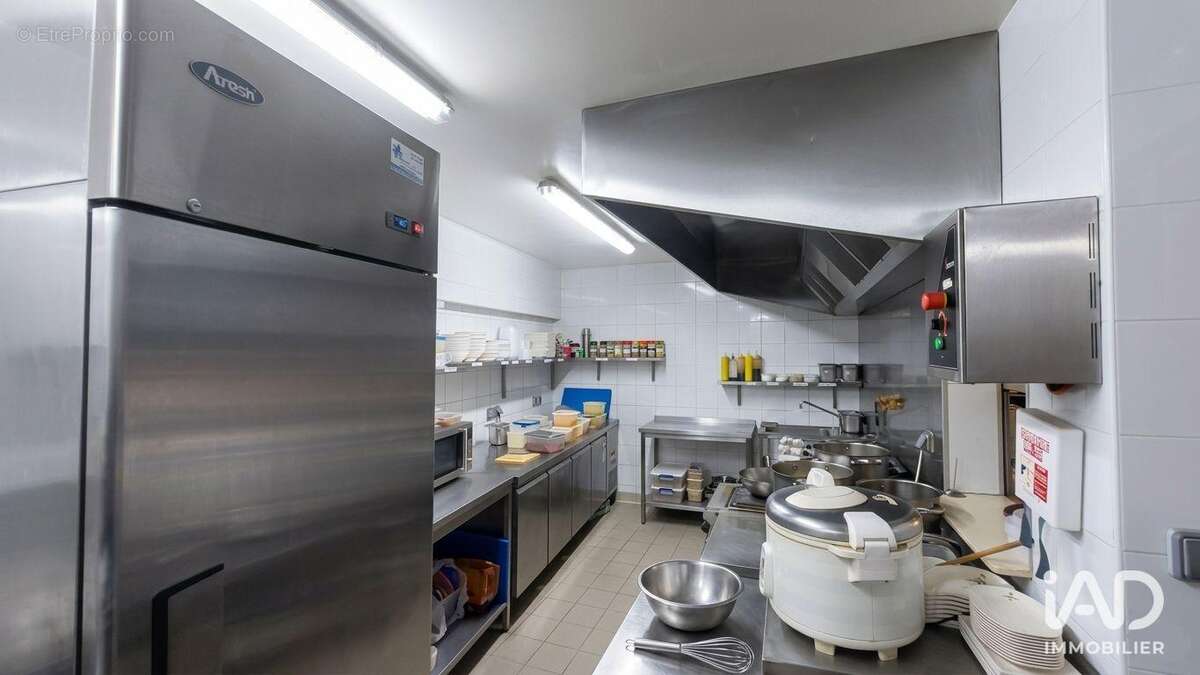 Photo 2 - Commerce à PARIS-17E