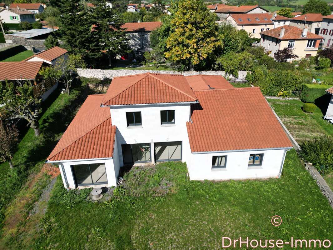 Maison à SAINT-PAULIEN