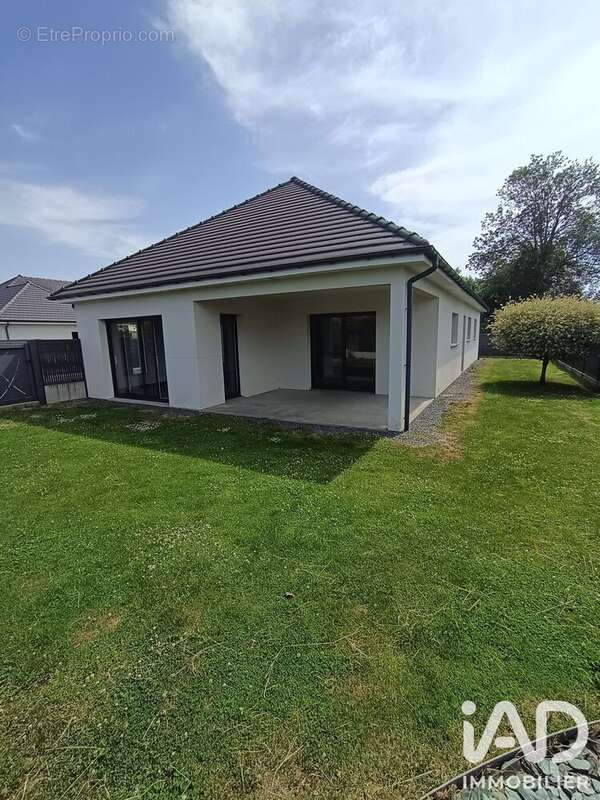 Photo 2 - Maison à QUINCAMPOIX