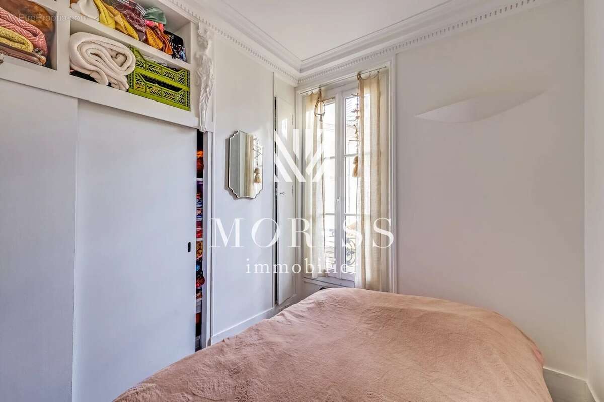 Appartement à PARIS-14E
