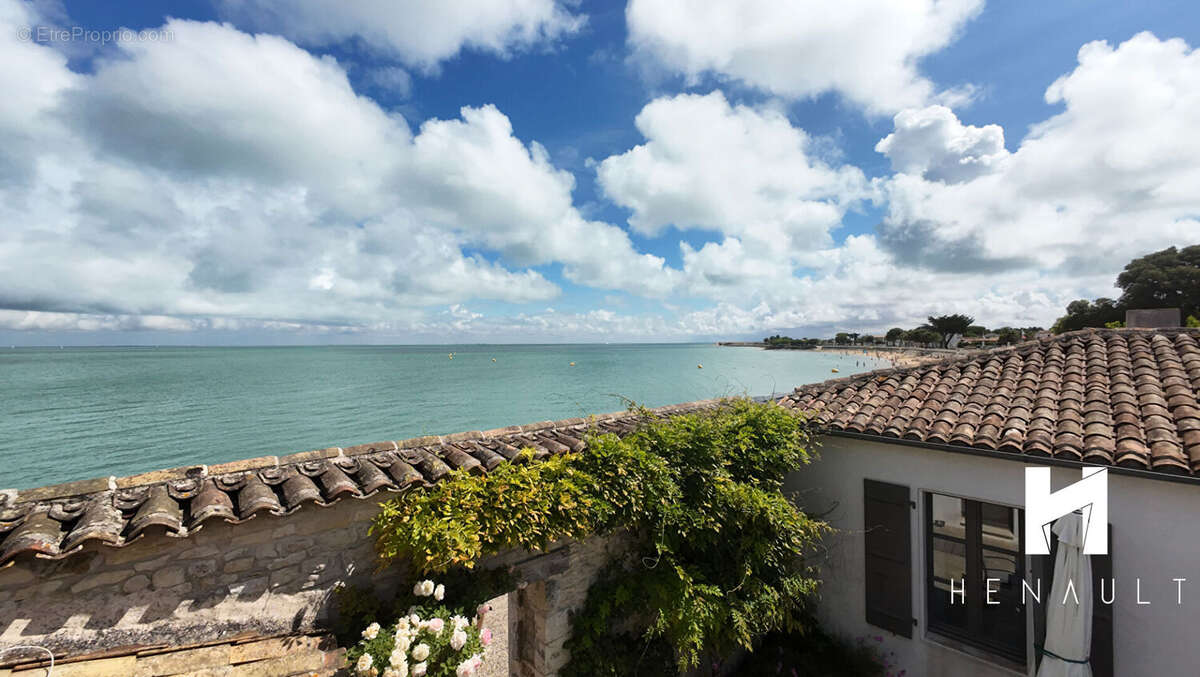 Demeure de prestige La Flotte 390 m2 10 chambres - photo 4