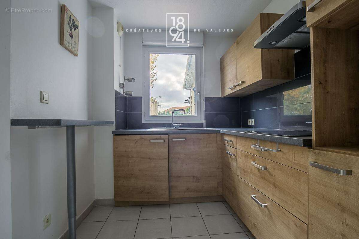 Appartement à MARSEILLE-16E