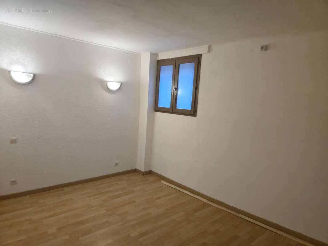 Appartement à LUNEL