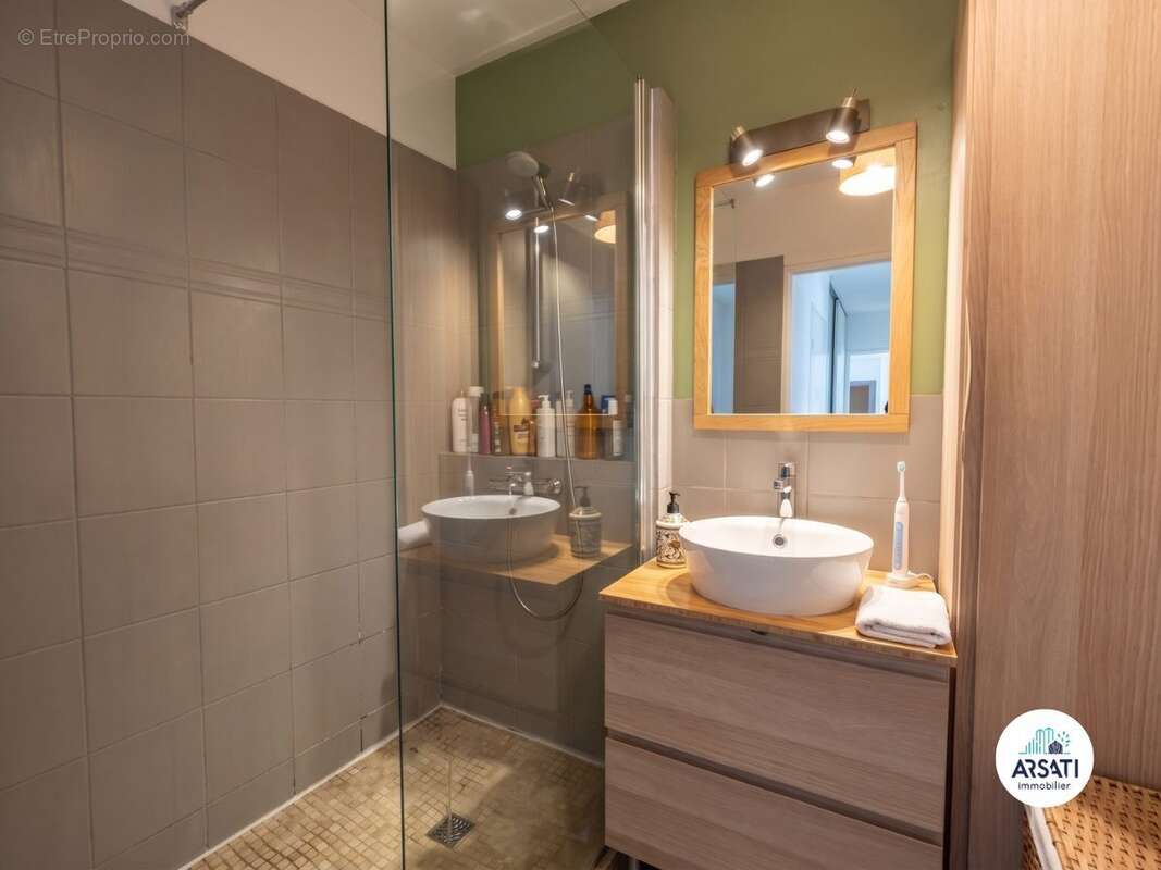 Appartement à SAINT-JACQUES-DE-LA-LANDE