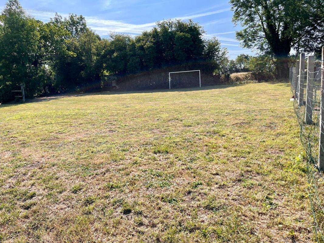 TREPREL superbe terrain de 2320 m2 - photo 6