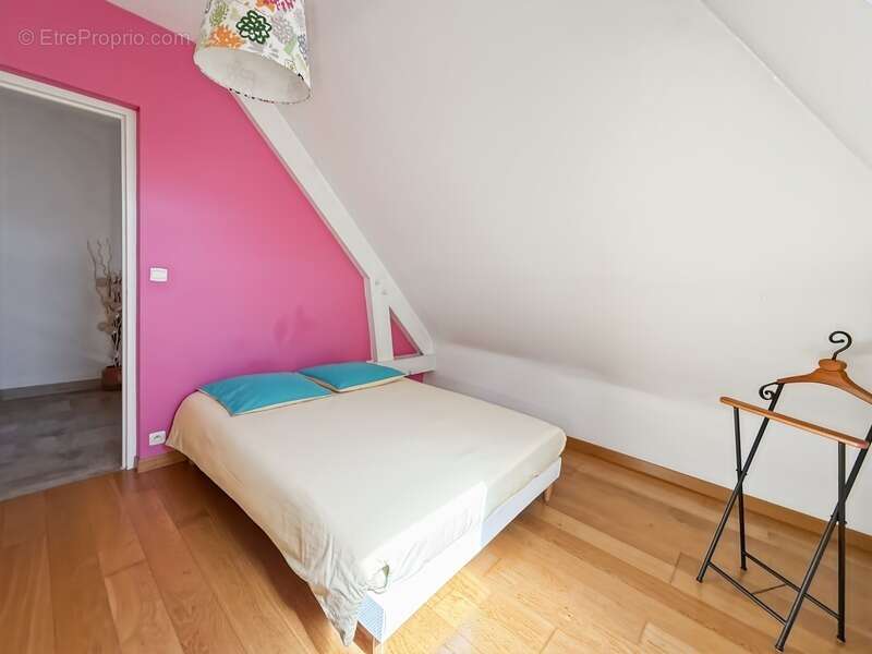 Dept de la Vienne (86) Maison contemporaine de 160 m² – Quartier recherché à l'est de la ville - photo 15