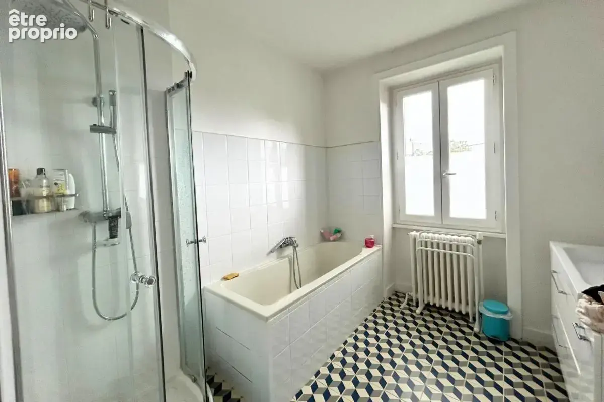 Gleize (69400) Maison en pierres dorées 12 pièces - Grange - Piscine - Jardin - Climatisation - photo 11