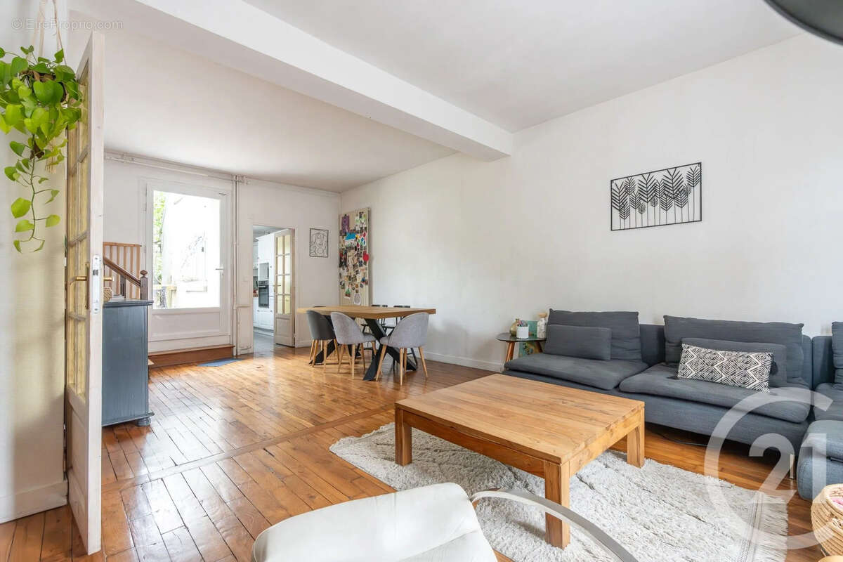 Maison à CHAMPIGNY-SUR-MARNE