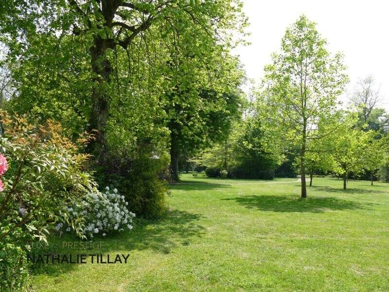 Maison à SAINT-PRYVE-SAINT-MESMIN