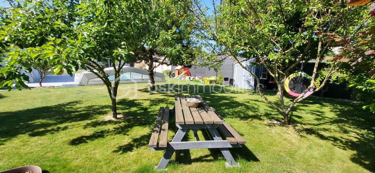 Maison à ISLES-SUR-SUIPPE