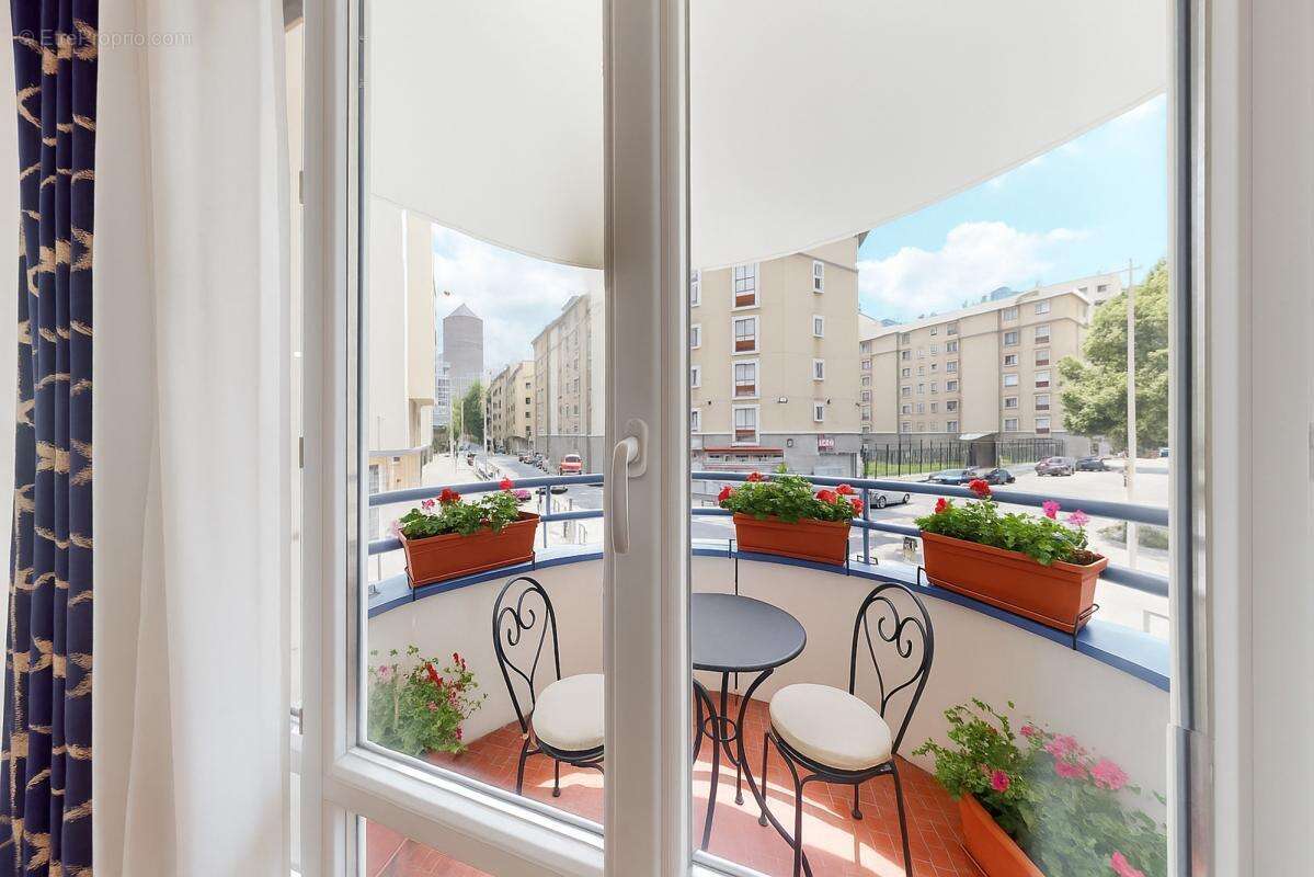 Appartement à LYON-6E
