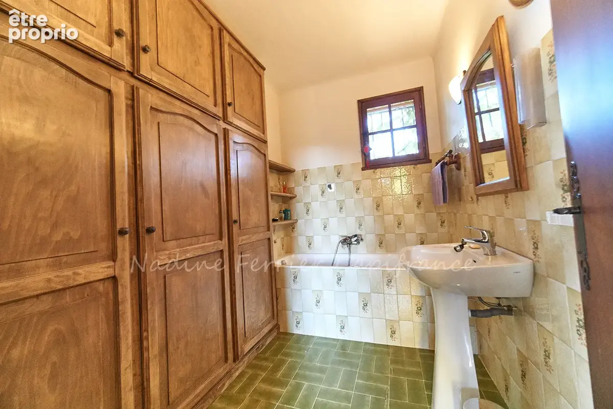 Lascours – maison familiale avec piscine, jardin en restanques et une vue omniprésente sur le garlaban - photo 16
