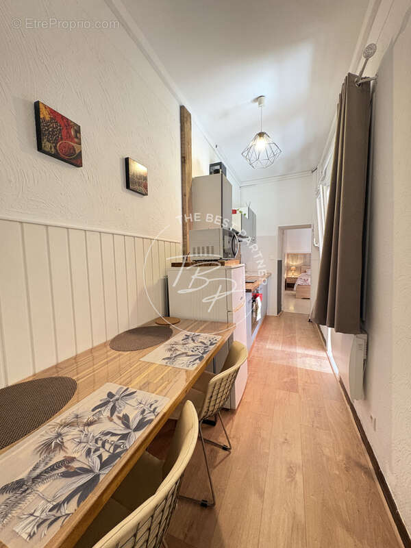 Appartement à LAMALOU-LES-BAINS