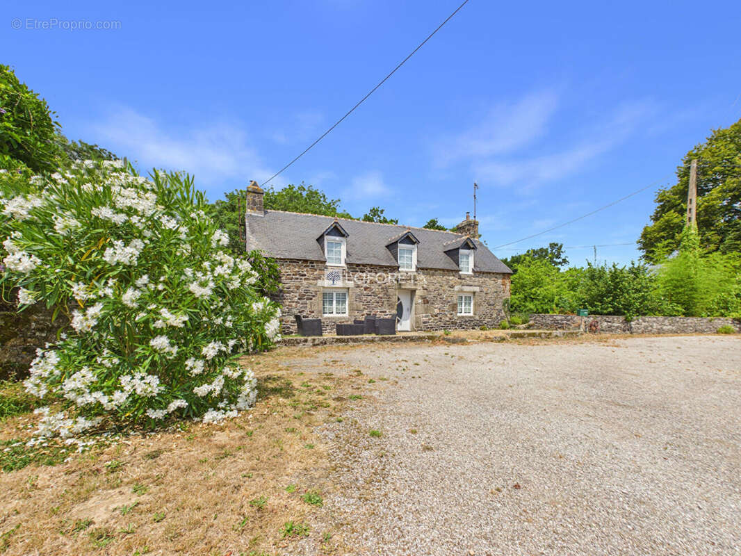 Maison landrevarzec - 10 pièce(s) - 216 m2 - photo 3