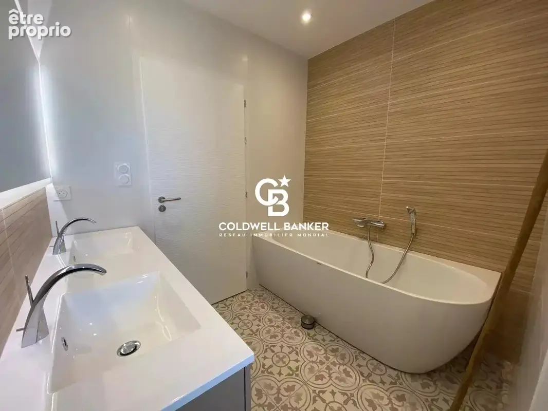 LES SABLES D'OLONNE - Maison Contemporaine Clés en Main – Confort, Intimité & Commodités - photo 6