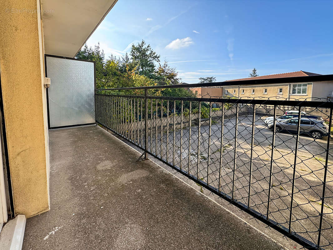 Appartement à ROSNY-SOUS-BOIS