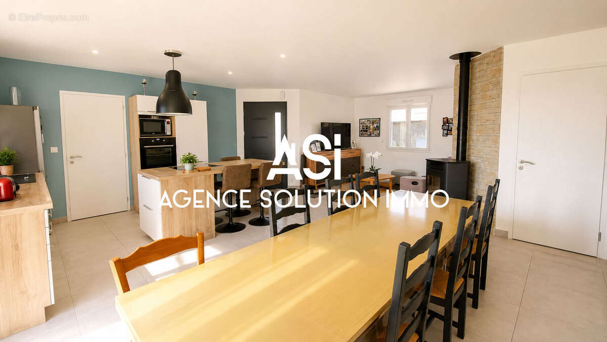 Maison recente plain pied garage et jardin - photo 2