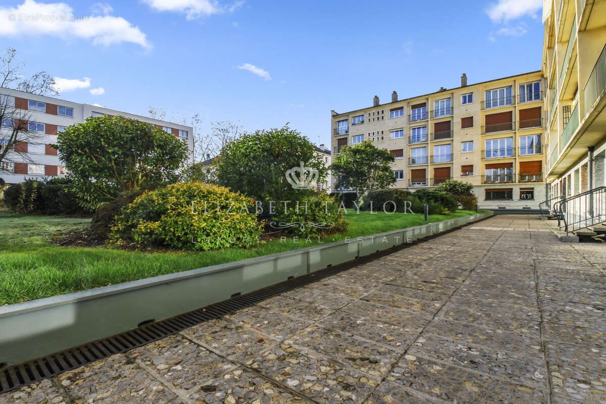 Appartement à LE VESINET