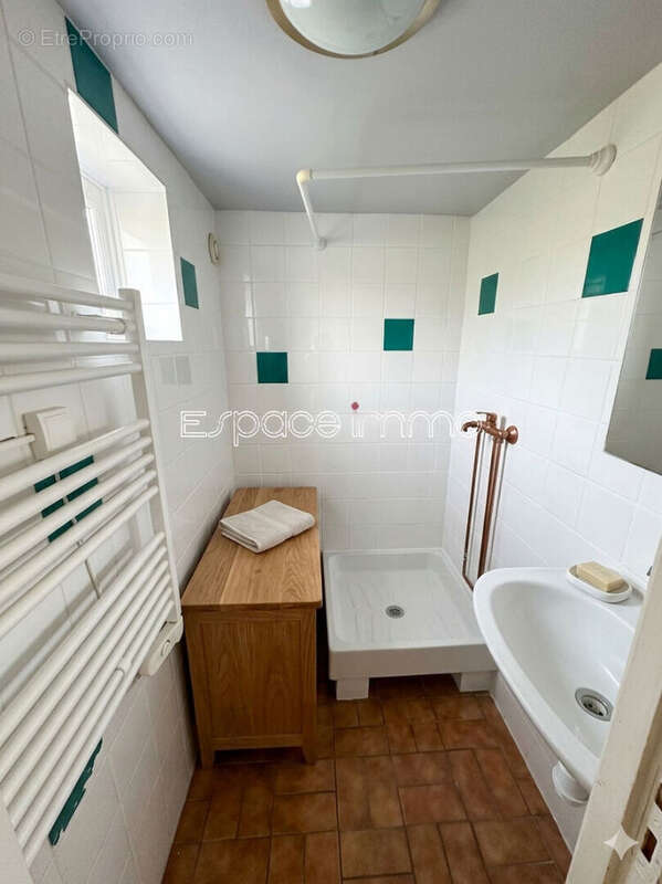 Maison à BOSC-GUERARD-SAINT-ADRIEN