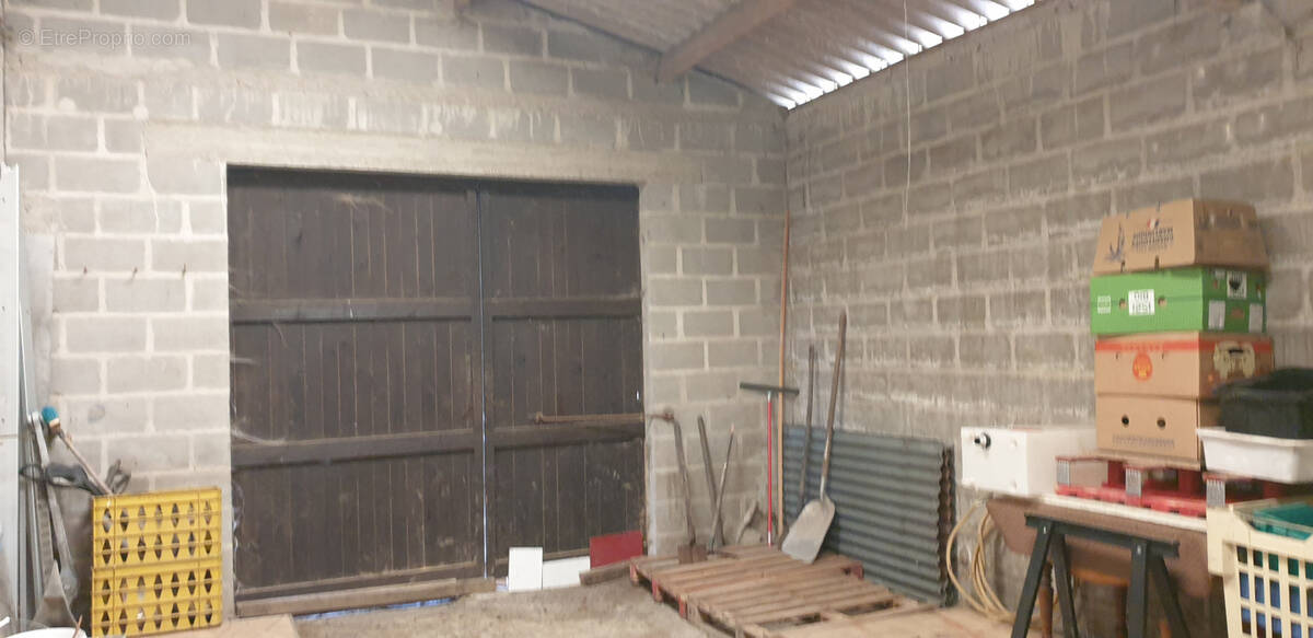 Maison à SAINT-SAUVEUR-DE-LANDEMONT