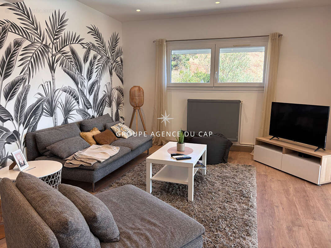 Maison à LES ISSAMBRES