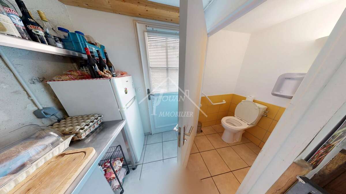 Commerce à CHARROUX