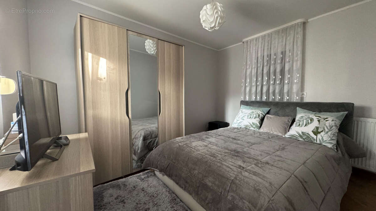 Appartement à LIVRY-GARGAN