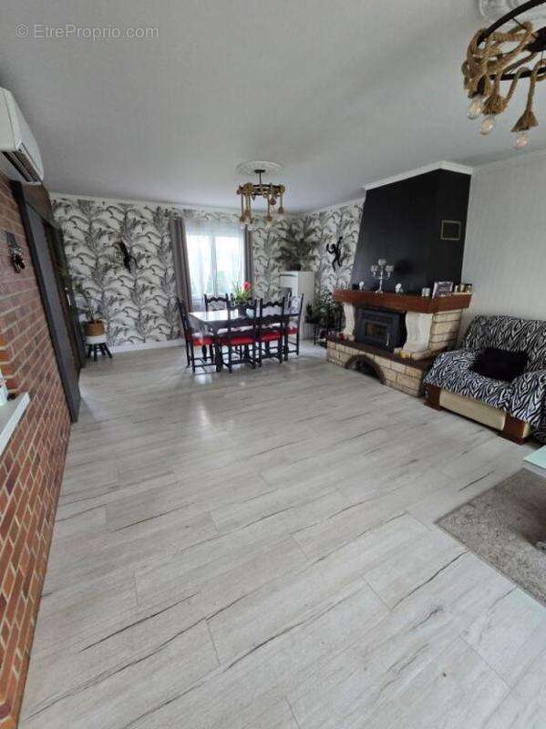 Maison à FRIVILLE-ESCARBOTIN