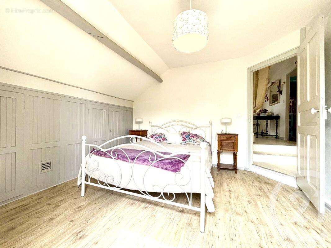 Maison à LA CROISILLE-SUR-BRIANCE