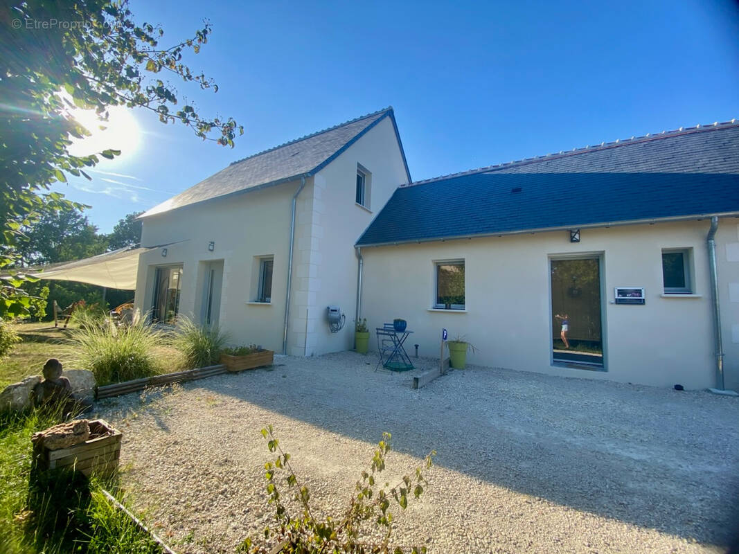 Maison à CHAUMONT-SUR-LOIRE