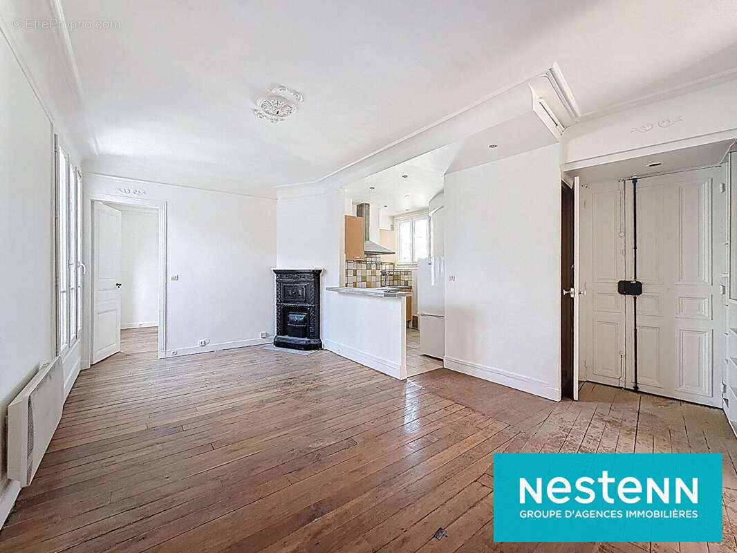 Appartement à PARIS-17E