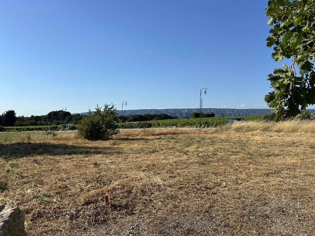 Terrain constructible de 551 m² sur ALLEINS - photo 4