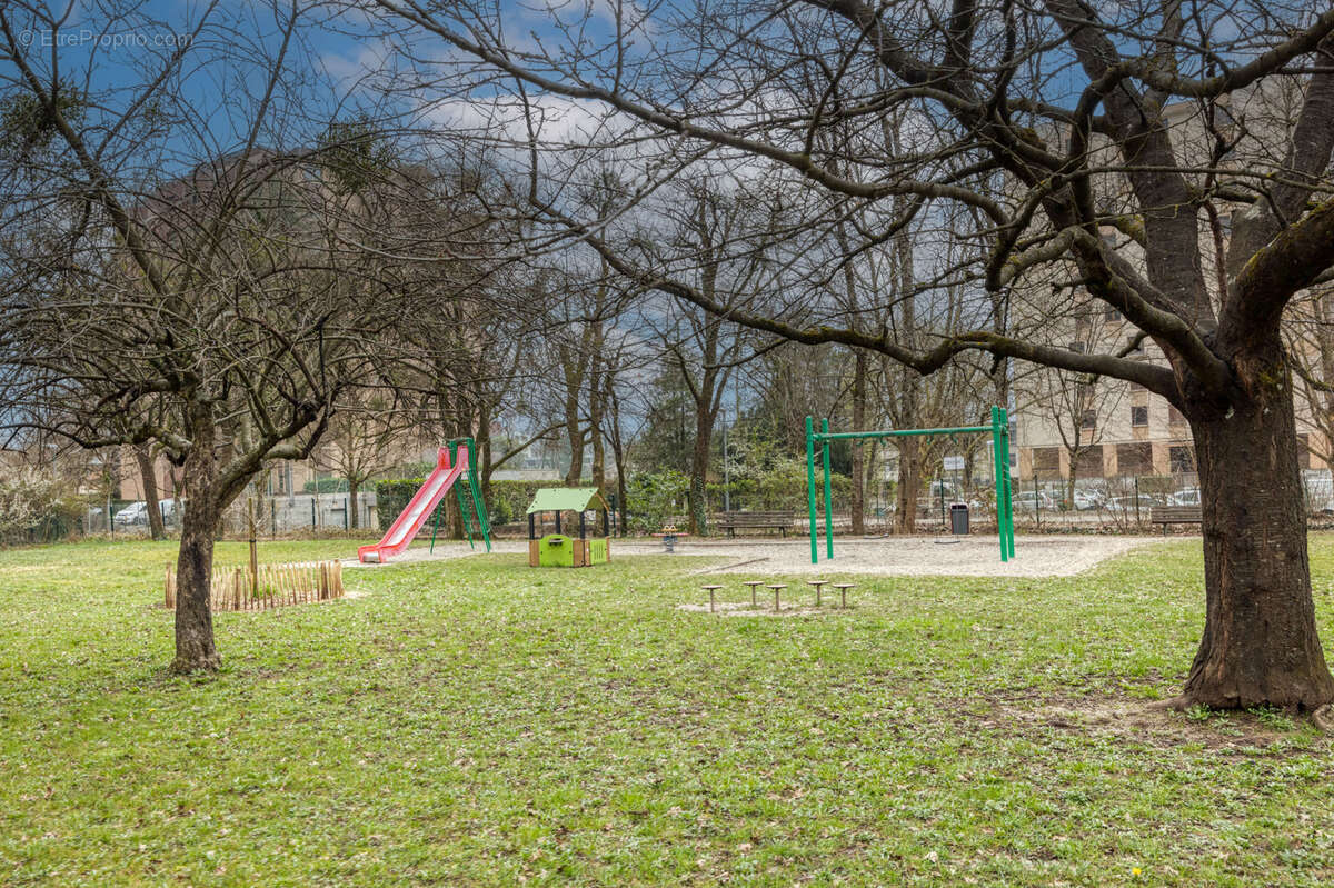 Appartement à MEYLAN