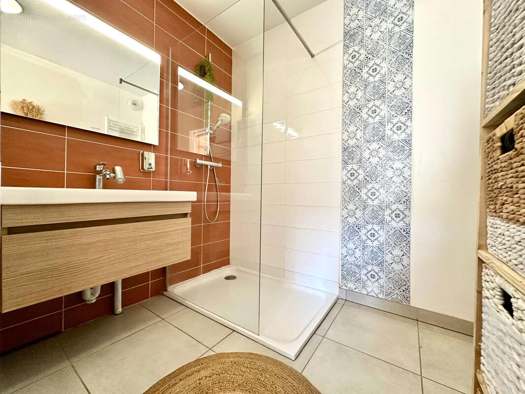 Appartement à VILLY-LE-PELLOUX