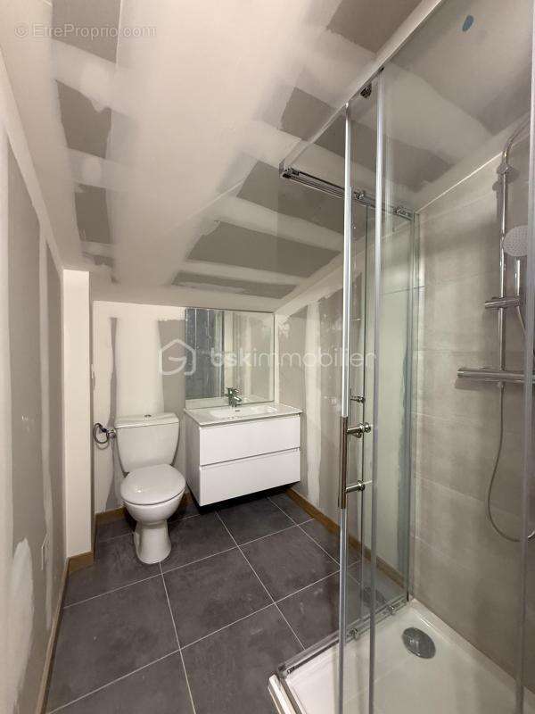 Mondonville, maison T5 d'environ 125m2 sur deux niveau entièrement refaite à neuf mitoyenne par l'arrière - photo 13