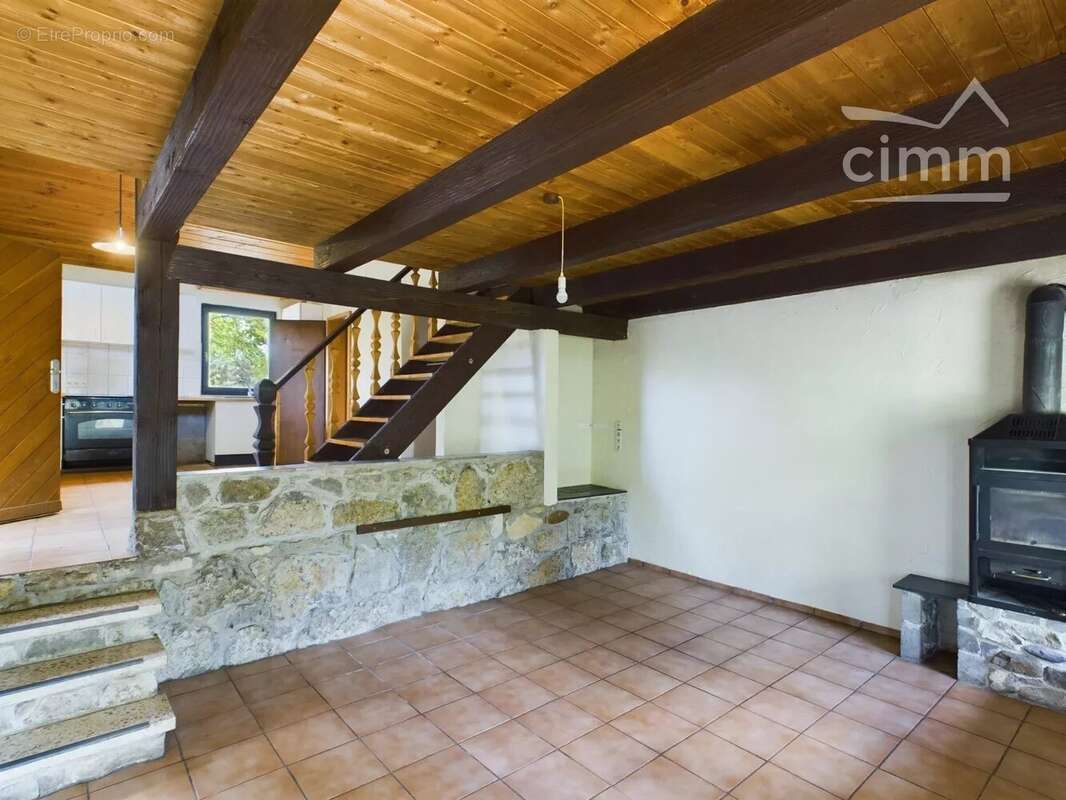 Maison à BALAZUC