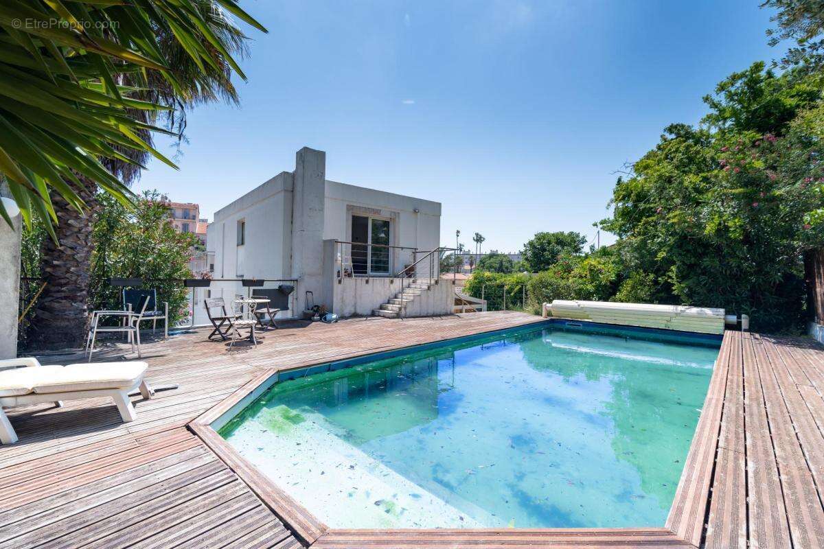 Maison à CANNES