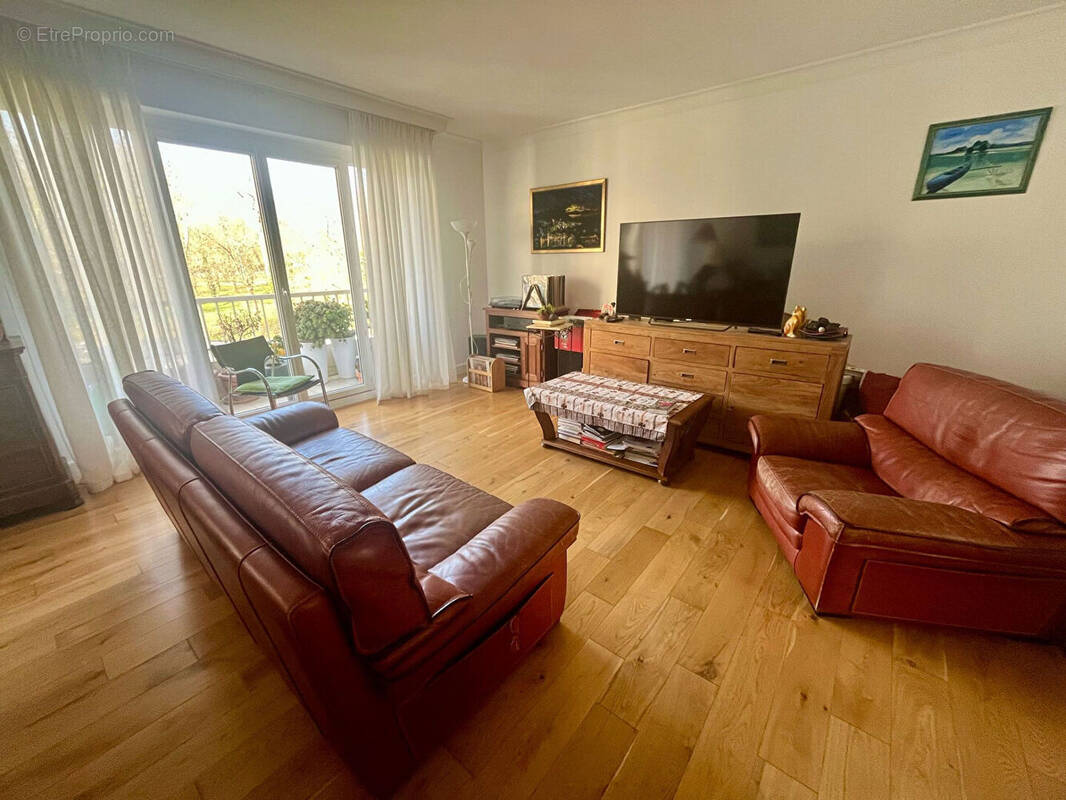 Appartement à MAISONS-LAFFITTE