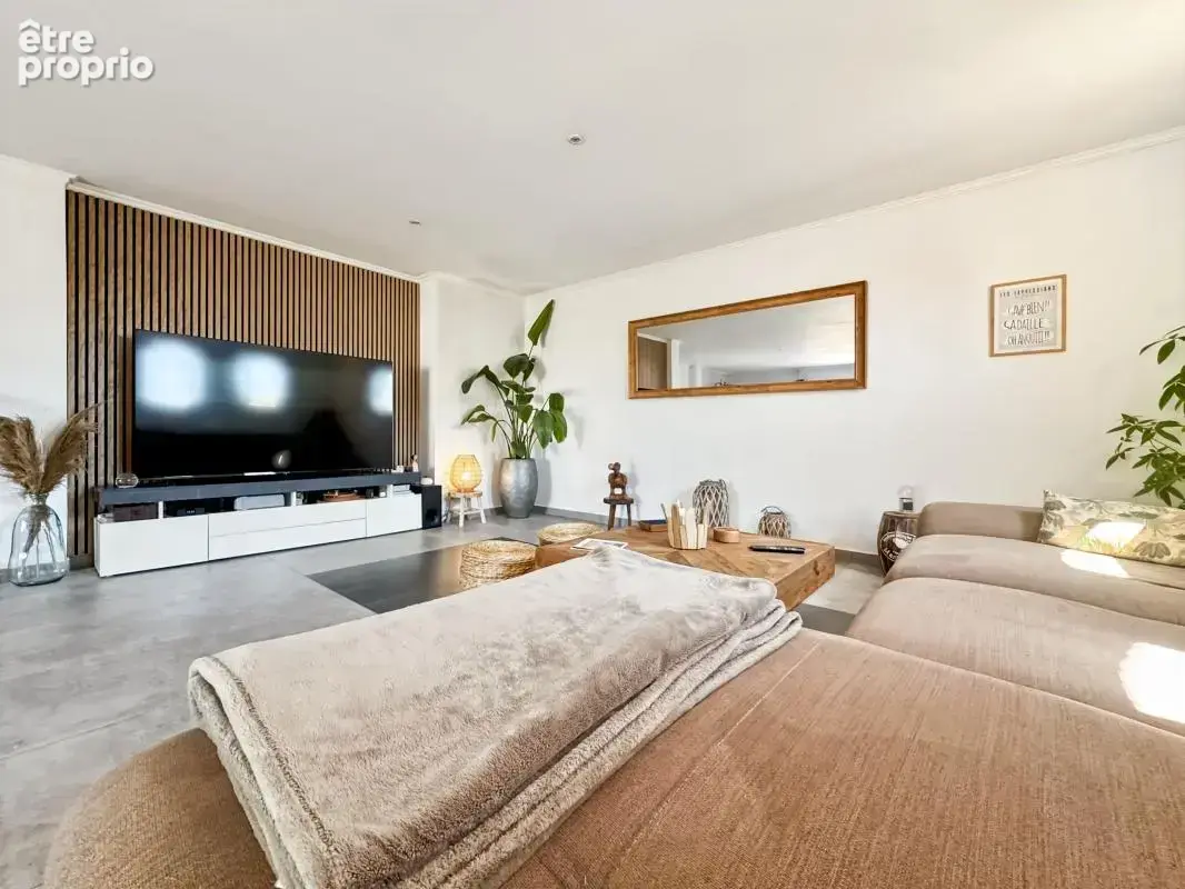 Maison familiale de 231 m² avec piscine, double garage et studio indépendant - photo 8