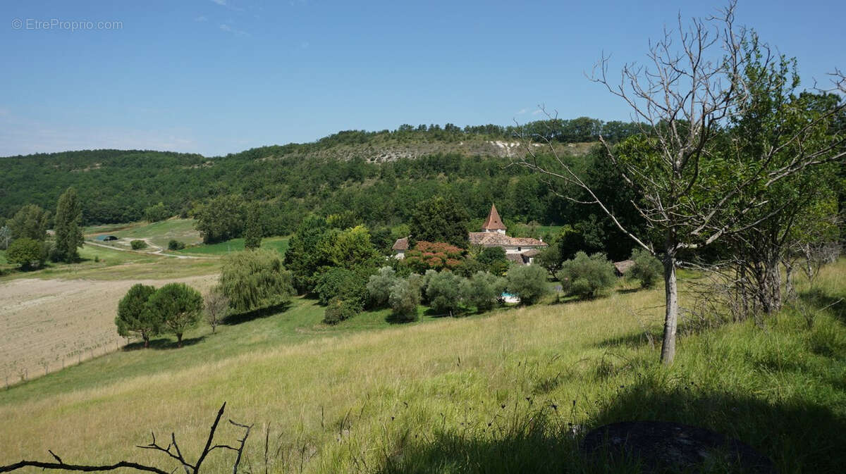 Maison à CASTELNAU-MONTRATIER