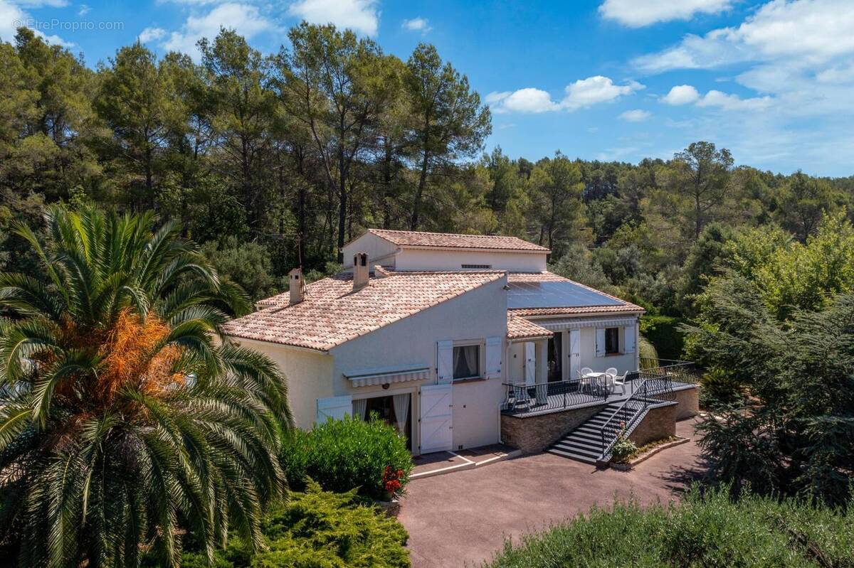 Photo 1 - Maison à DRAGUIGNAN