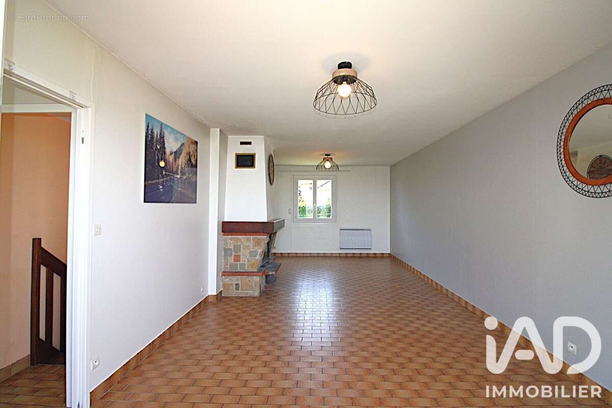 Maison 95 m² à Montboucher  - photo 6