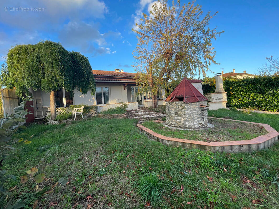 Maison à SAINT-SYLVESTRE-SUR-LOT