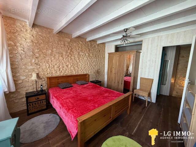 Maison 63 m2, 1 chambre, centre bourg - photo 11