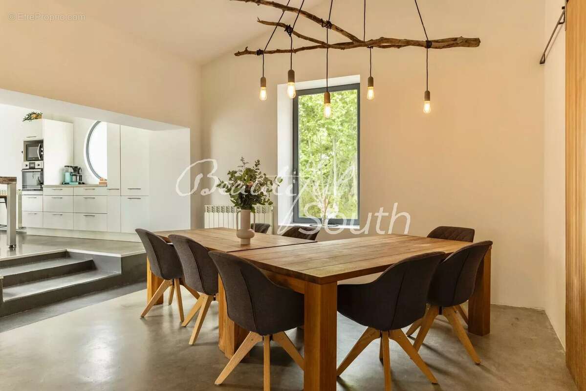Domaine viticole réhabilité en 3 logements de charme avec piscines et jardins – Narbonne, Canal du Midi - photo 29